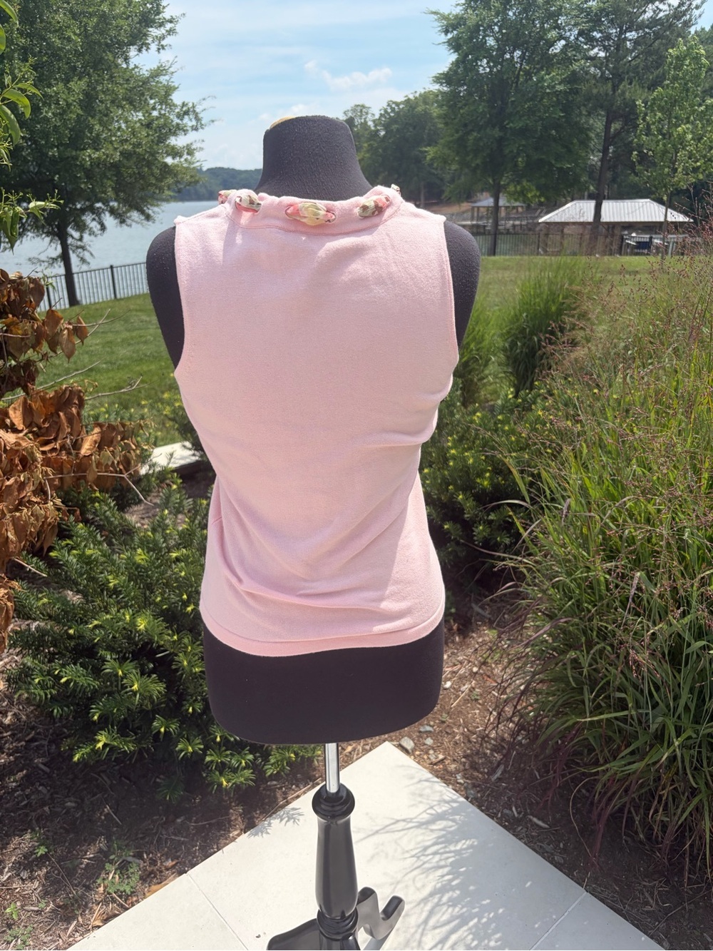 Lauren Ralph Lauren Pink Sleeveless Sweater Top Floral Chiffon Tie Neck Size S - Picture 2 of 4